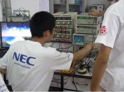 電氣工程及其自動化與計算機系統技術服務 交叉融合驅動未來創新